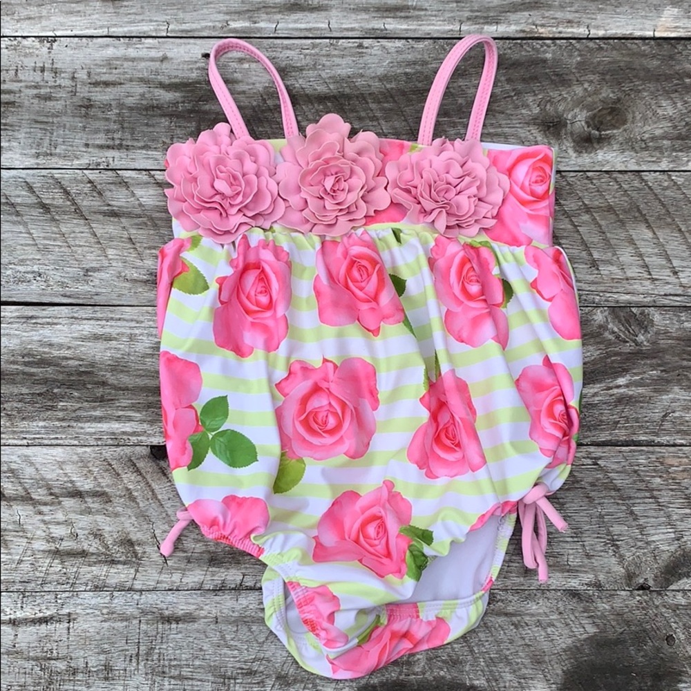 Kate Mack swim